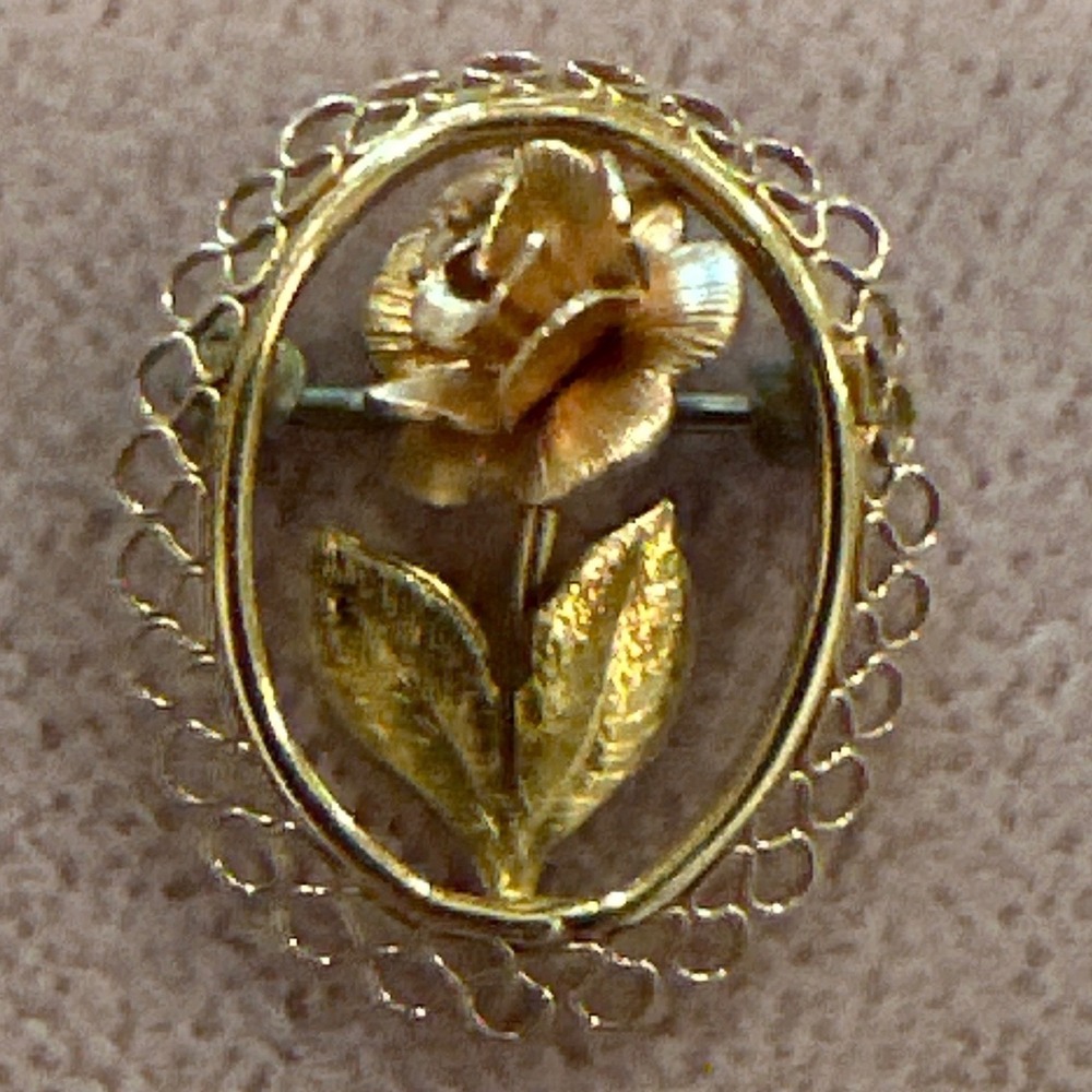 Vintage Krementz Rose Brooch Gold Overlay Two Tone Filigree Oval Flower Pin